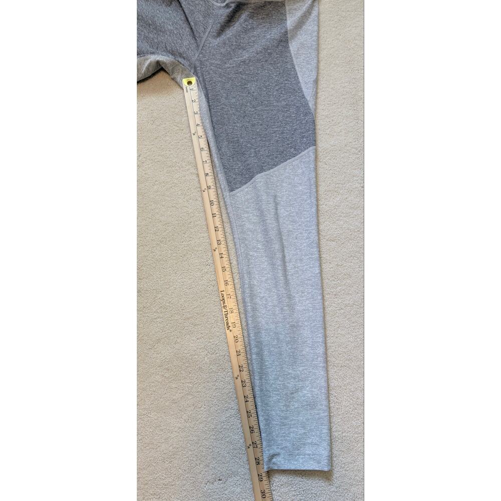 Outdoor Voices Signature 2-tone Grey Mid Weight Sculpt Fit 7/8 Leggings Size L - Picture 6 of 6